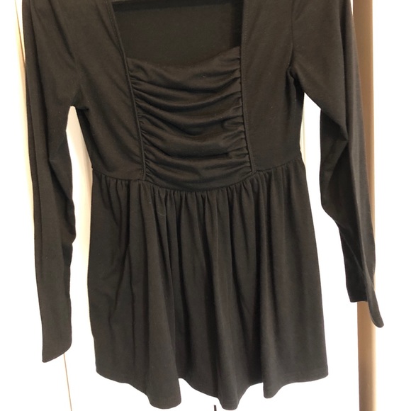 Black square neckline long sleeved top - Picture 2 of 2